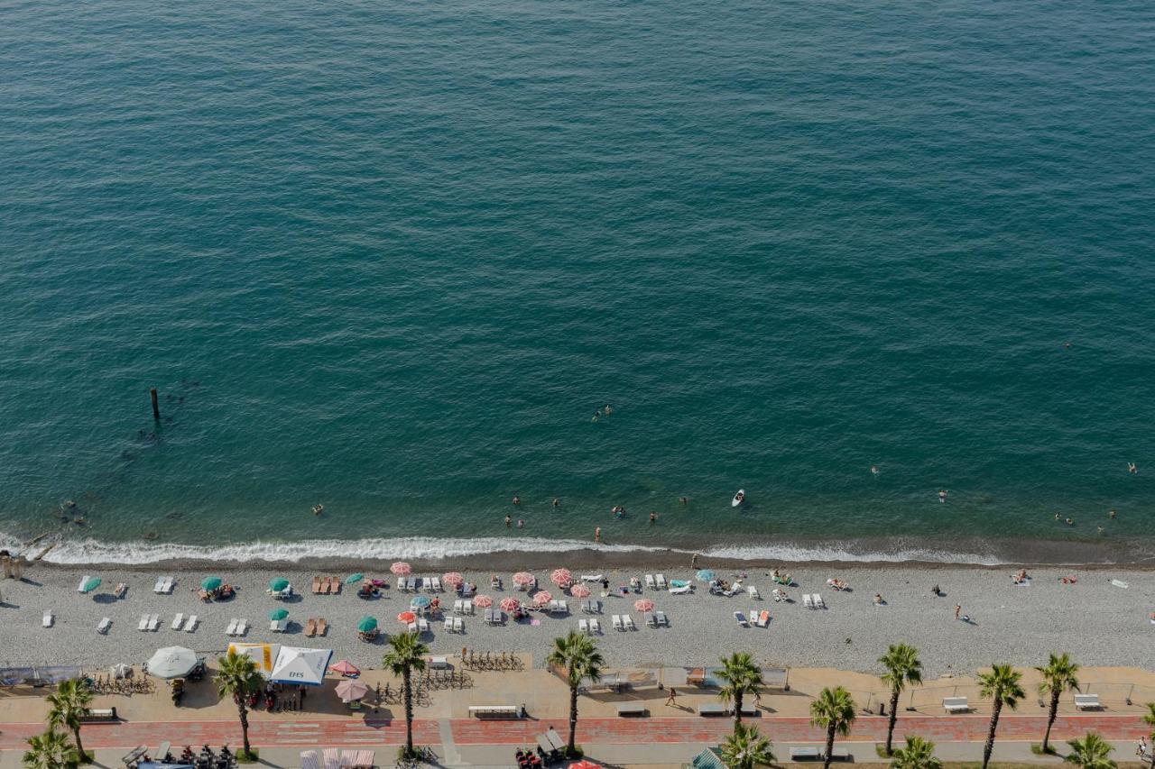 באטומי The Spot Apartments - Orbi Beach Tower מראה חיצוני תמונה