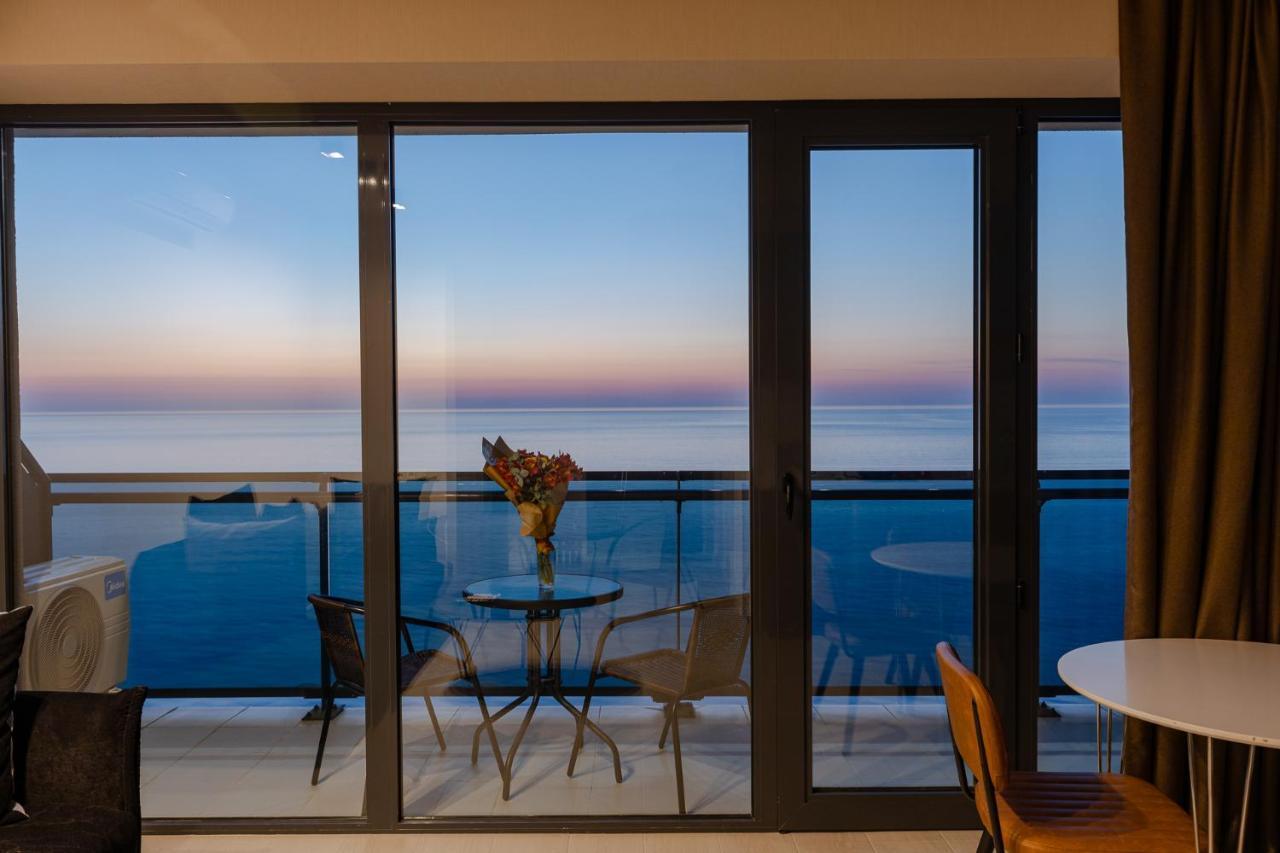 באטומי The Spot Apartments - Orbi Beach Tower מראה חיצוני תמונה