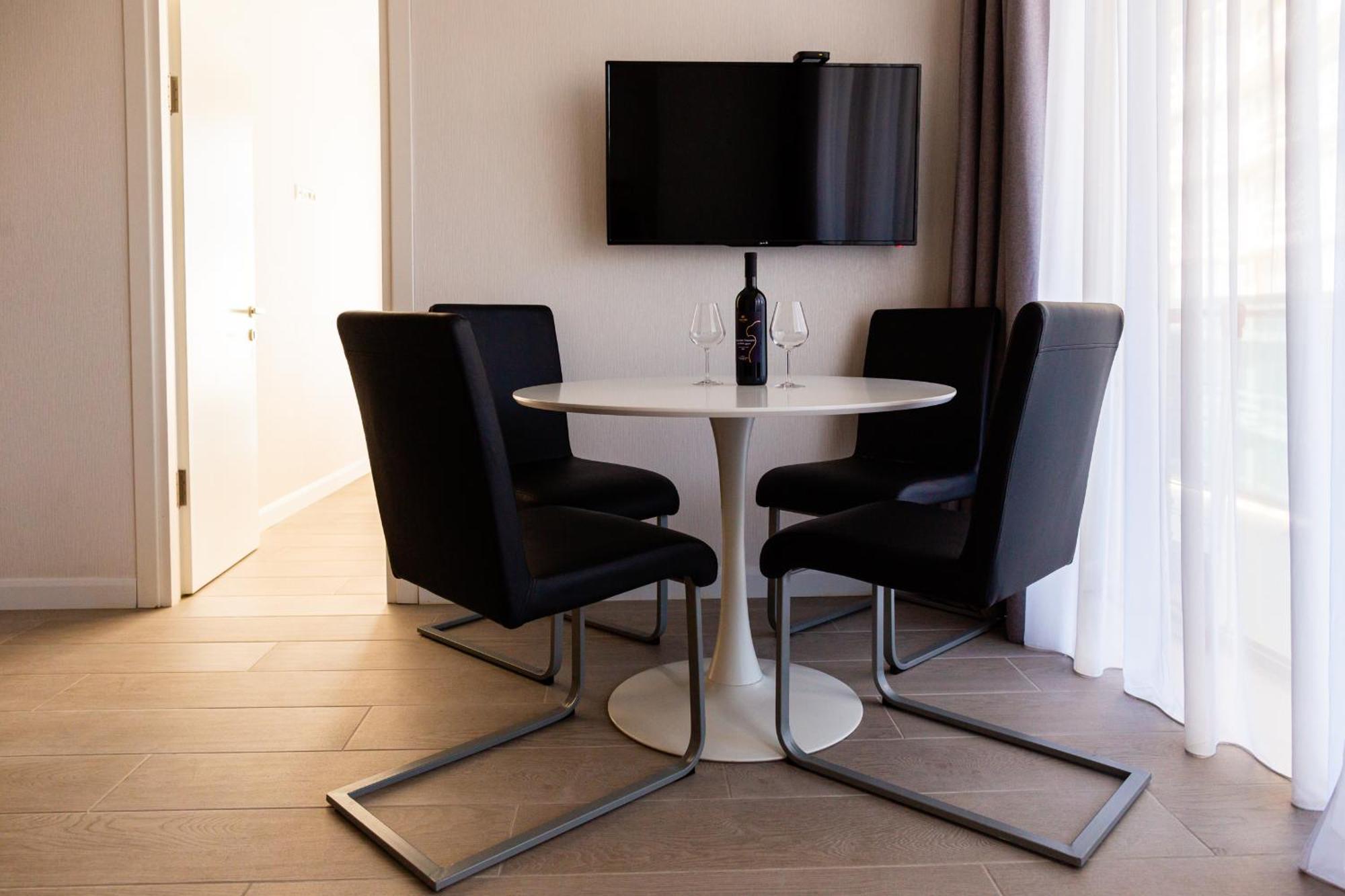 באטומי The Spot Apartments - Orbi Beach Tower מראה חיצוני תמונה